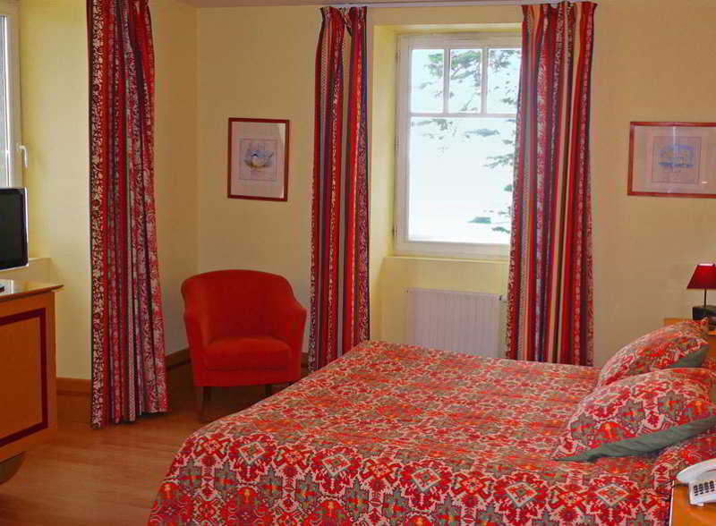 Hotel De Pen Bron Льо Кроази Екстериор снимка
