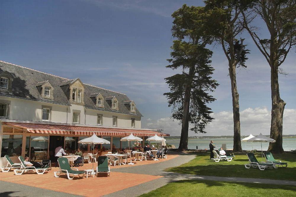 Hotel De Pen Bron Льо Кроази Екстериор снимка
